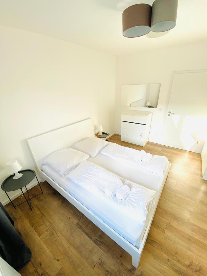 Zentral Gelegene 2 Zi. Wohnung Naehe Innenstadt/Hbf Wolfsburgo Exterior foto
